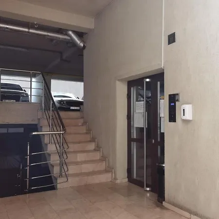 Solid Apartment