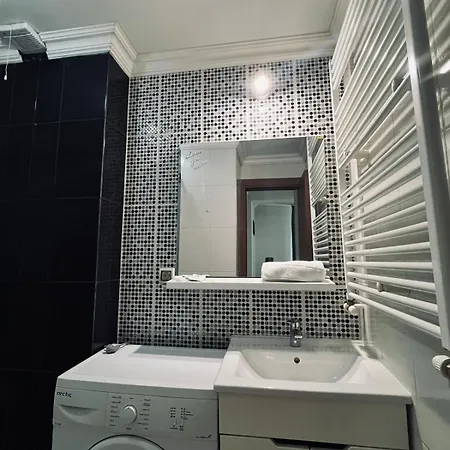 Solid Apartment *